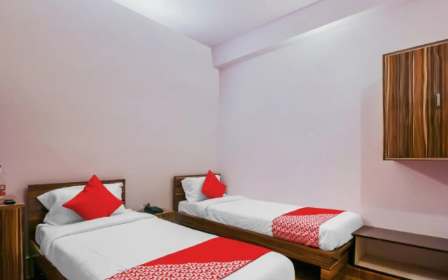 Hz Lodge by OYO Rooms