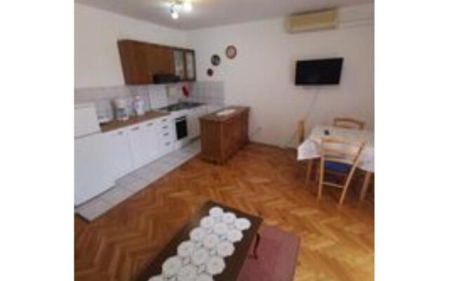Apartment Nevenka 3 pax