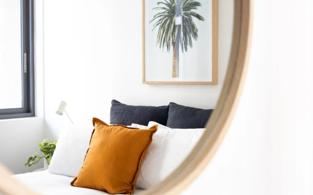 The Surry Apartments by Urban Rest