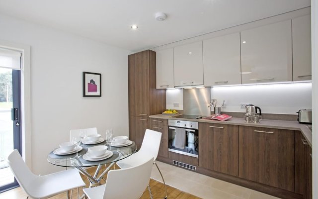 Great Aberdeen Apartment - Perfect for Business Travel!