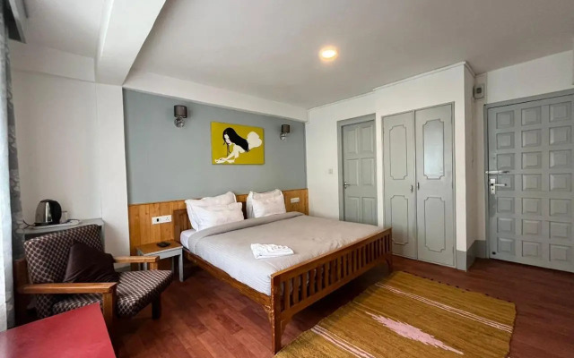 Hotel Anola