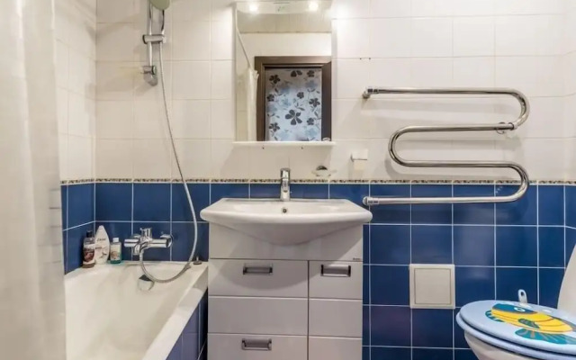 Апартаменты, ул. Парферова, 10