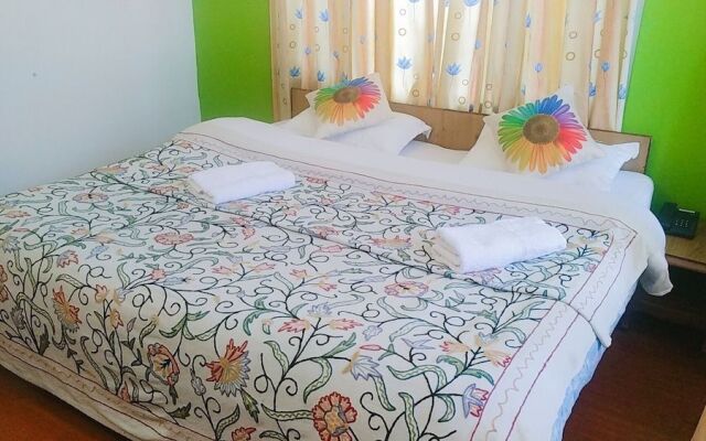 Pawan Guest House