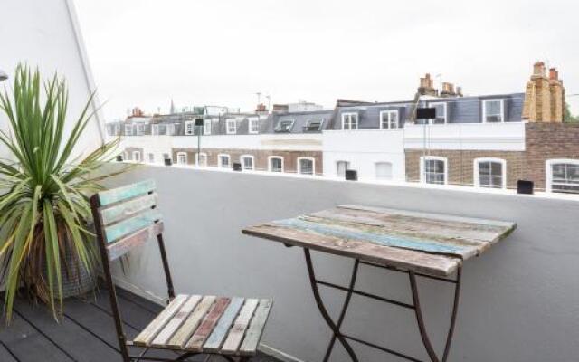 Chalcot Road Iv By Onefinestay