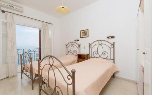 Villa Ilios