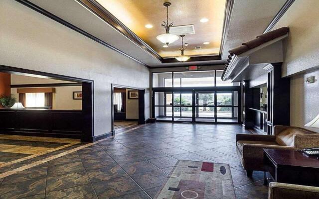 SureStay Plus Hotel by Best Western San Antonio North