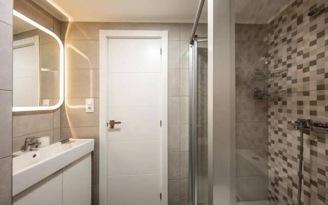 Sea View Central Beach