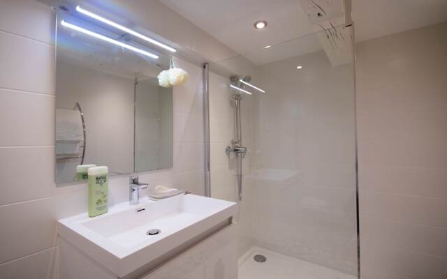 Duplex rénové proche vieux-port