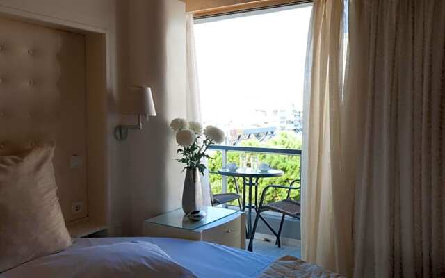 Crystal Blue Hotel + Suites