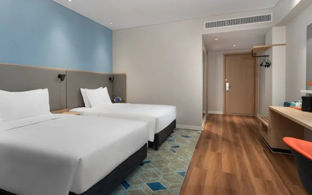 Holiday Inn Express Shunde Daliang