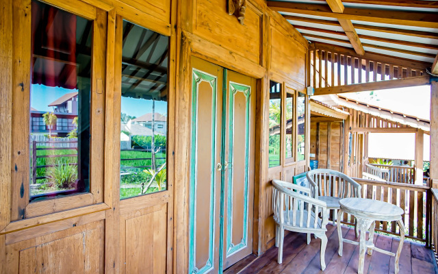 Cening Bagus Bungalows by ZUZU