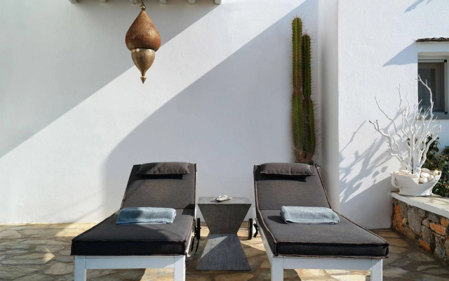 Onar Suites & Villas