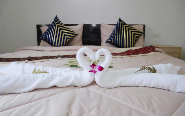 FairHouse bungalow khaolak