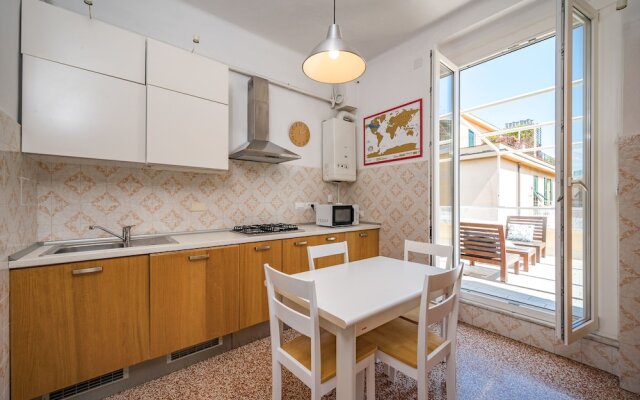 JOIVY Penthouse Flat W/Terrace