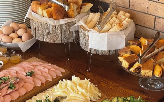 Отель Kirovi Tun