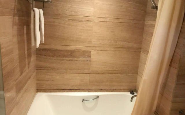 Jingan Ziyuan Apartment