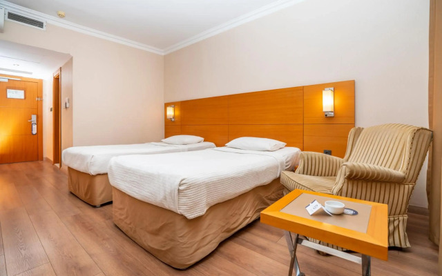 Anemon Kent Çiğli Otel