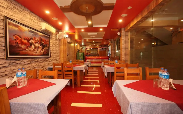 Oyo 512 Hotel Brindaban