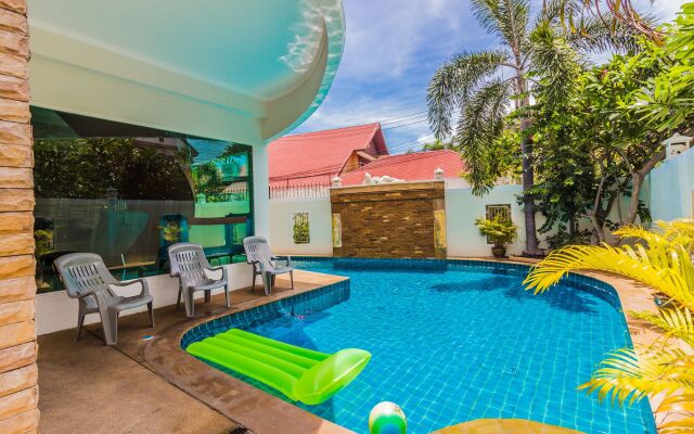 Tewaree Villa - Pattaya Holiday House Walking Street