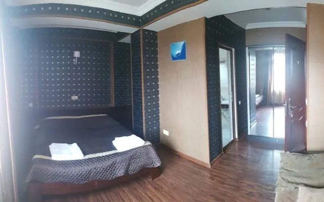 Amadeus Hotel