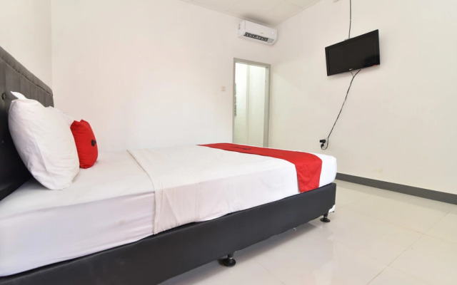 Rasa Sayang Beach Inn by RedDoorz