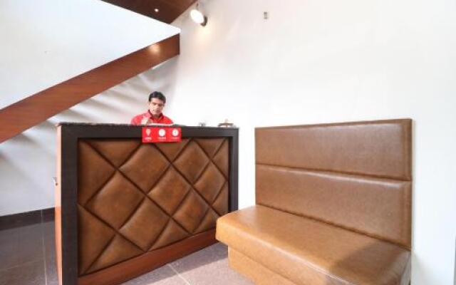 OYO 29265 Hotel Gold