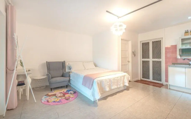 Ganghwa Giverny Spa Pension