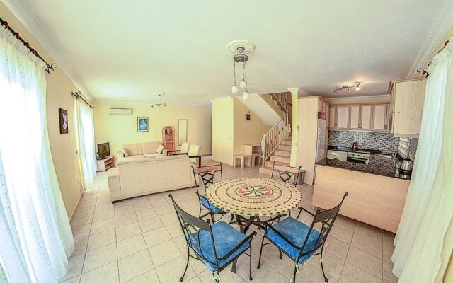 Villa Kaktus by Lycia Collections