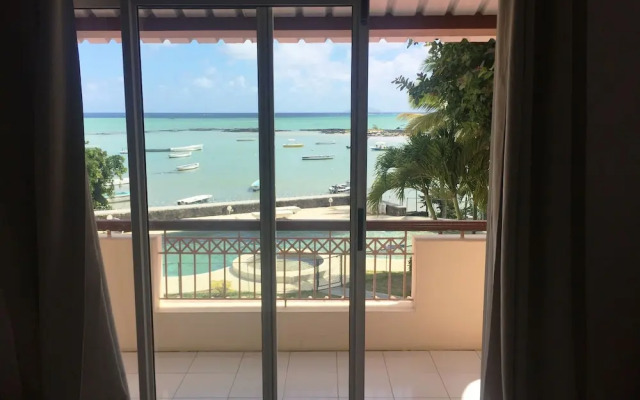 Beachfront Bungalow With Pool - by Feelluxuryholidays