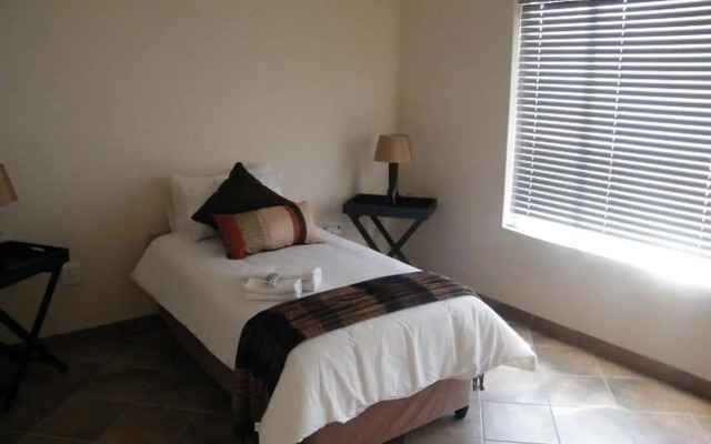 Airport Lodge Guest House