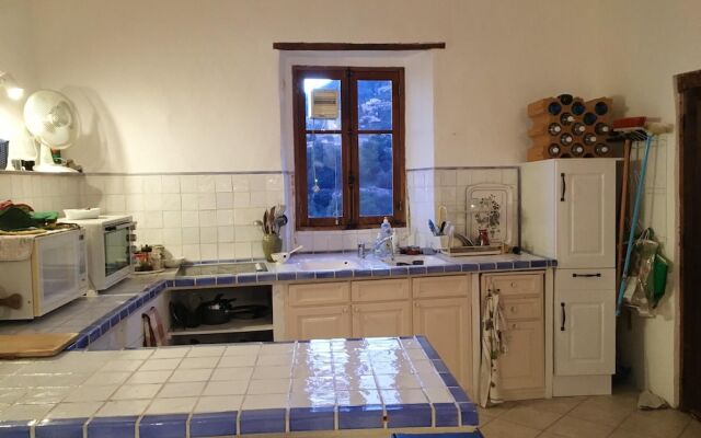 Apartment With 2 Bedrooms In Tourrettes Sur Loup With Wonderful Mountain View 18 Km From The Beach