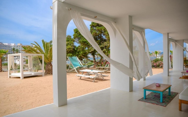 Beach Star Ibiza Hotel
