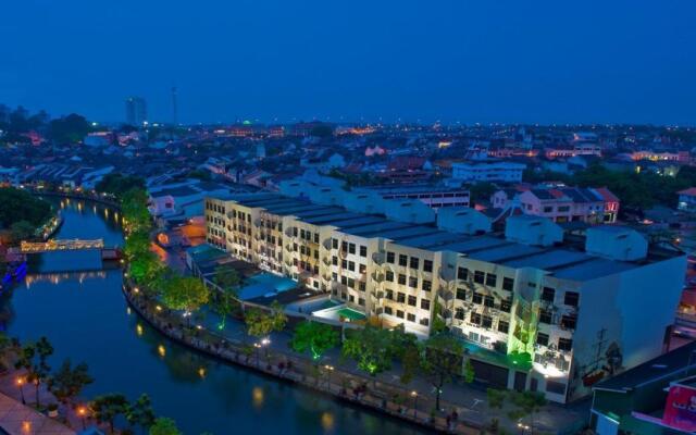 TF Riverside Hotel