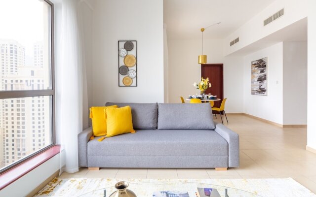 Radiant & Alluring 1BR Apartment W/ Marina Views