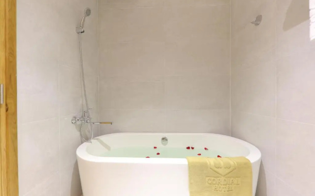 Cordial Hotel