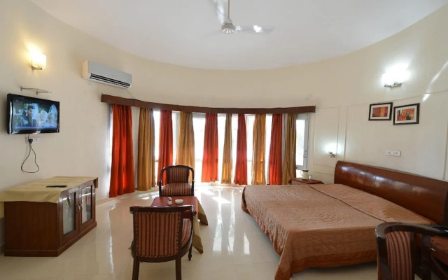 Saras Tourist Resort