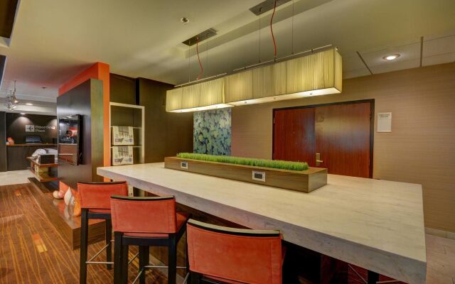 Courtyard by Marriott Lafayette Airport