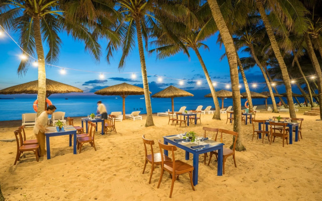 L'Azure Resort and Spa