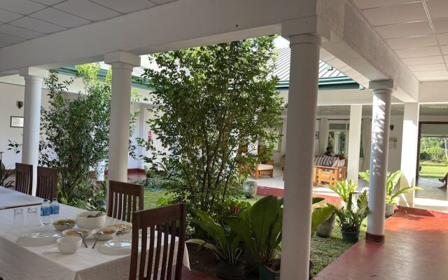 Siloonaa Garden Villa