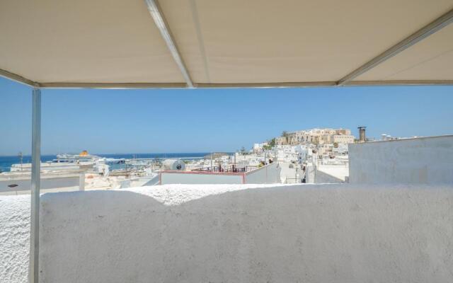 Naxos Center Houses