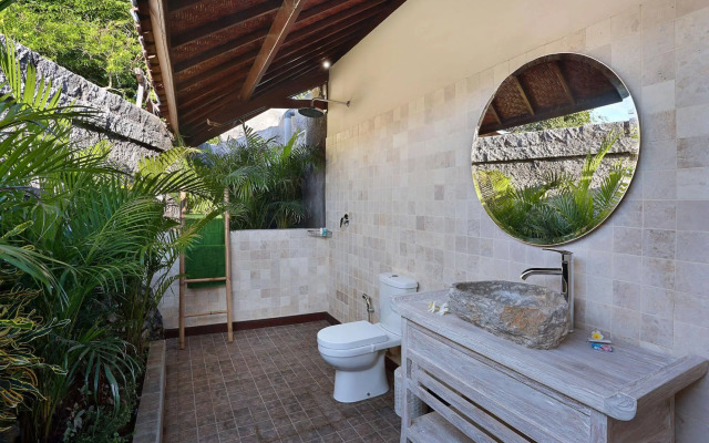 Breezy Point Villas