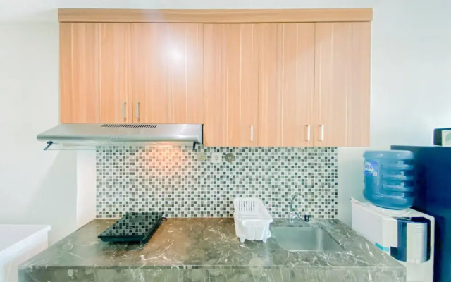 Comfy And Best Deal Studio At Nine Residence Apartment