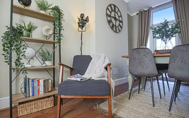 Host Stay Newington Road