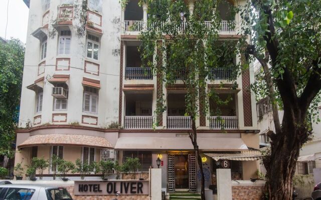 OYO 16119 Hotel Oliver