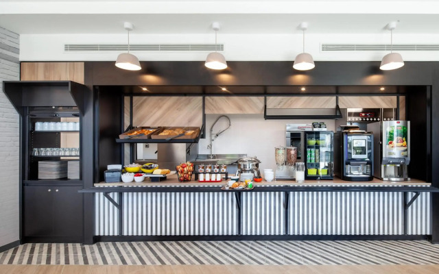 B&B HOTEL Paris Porte de Bagnolet