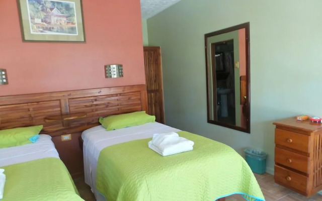 Toucan Inn