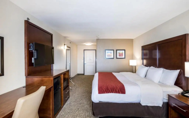 Super 8 Bonner Springs