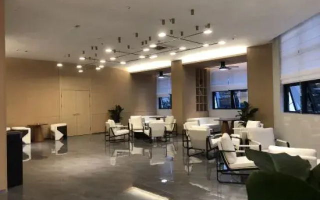 CHEERMAY Hotel (Tunchang Zhengfu Pedestrian Street)