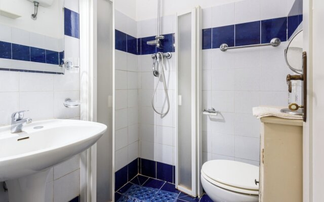 Montebello Place by Mmega