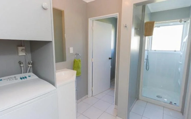 Mangawhai Monarch - Mangawhai Heads Holiday Home